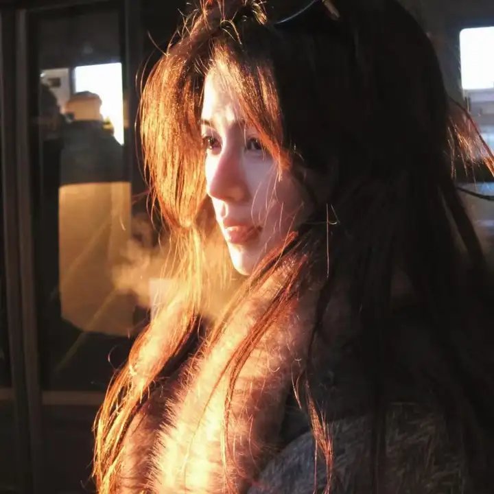 顾盼生香